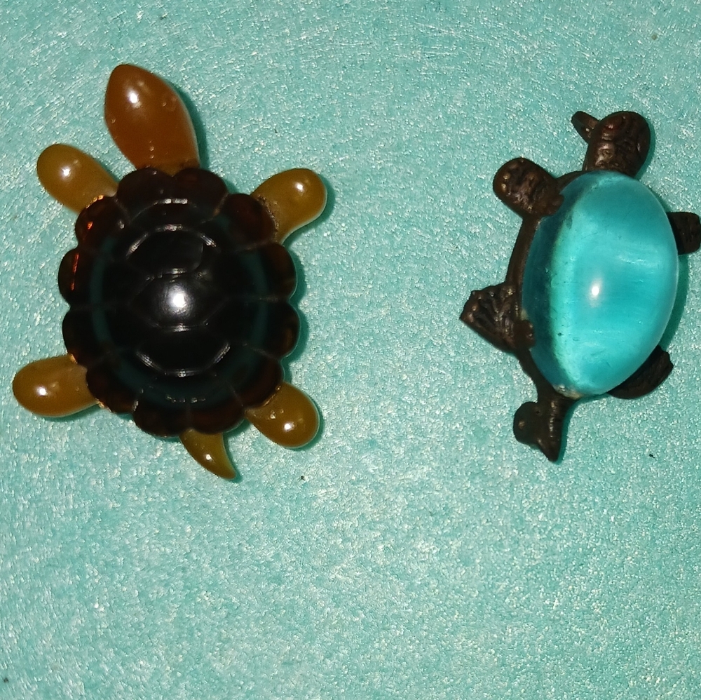 Vintage Turtle Pins! Avon "Lucky Friends" Lapel Pin & Acrylic Jelly Belly